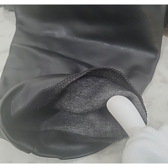 Banana Republic Womens Size 14 Vegan Black Leather Legging Pants Elastic Waist - Picture 7 of 8